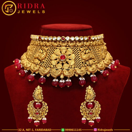 Avabthika Gold Choker Necklace